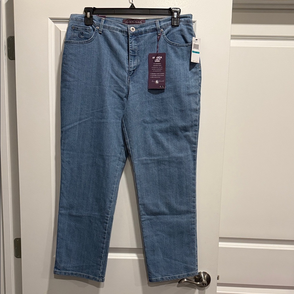 Gloria Vanderbilt 16 Short Bahama Wash Straight Leg Jeans